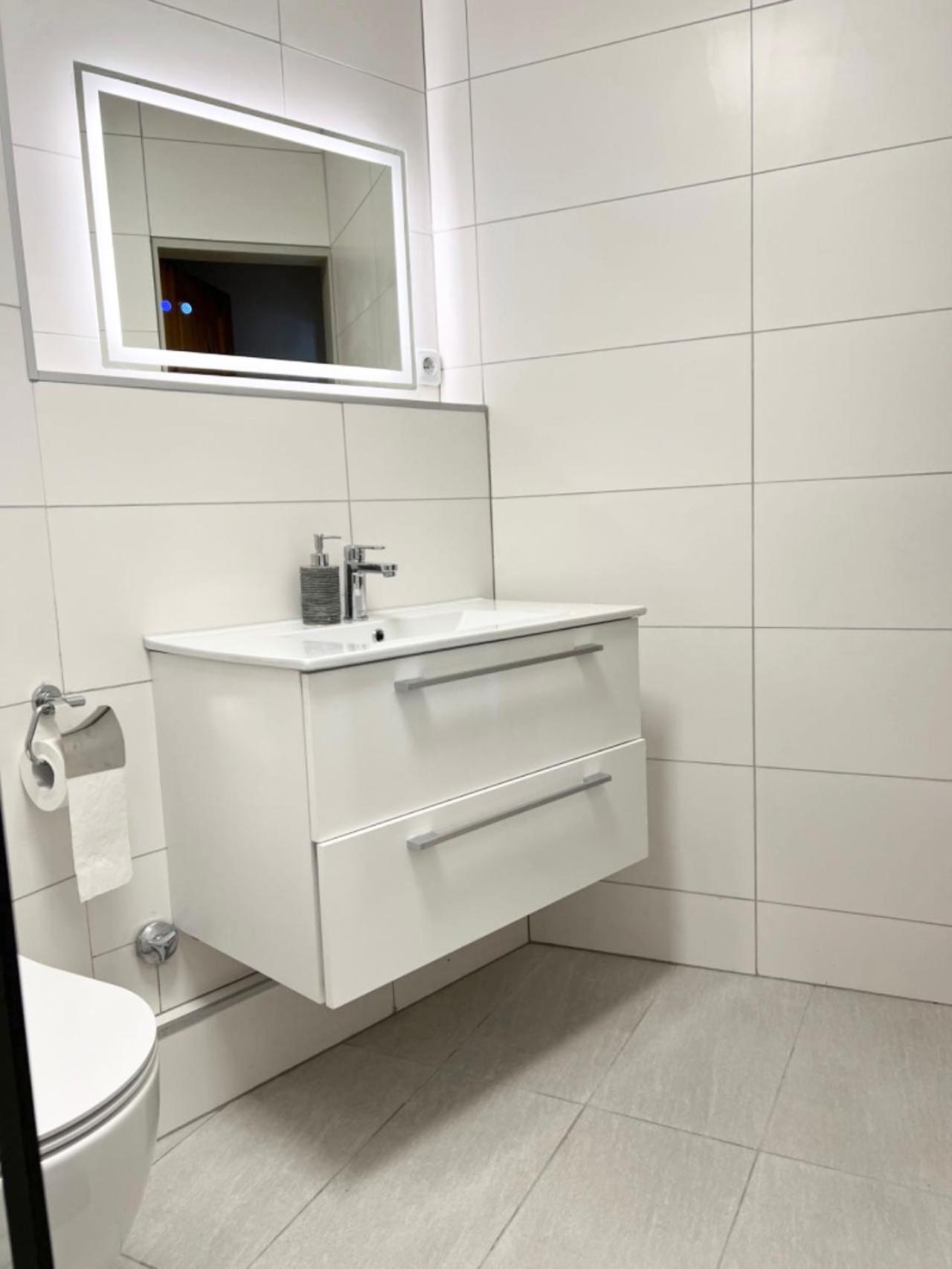 Duesseldorf Messe, 2-Bedroom Duplex Apartment With Terrace And Garden Екстериор снимка